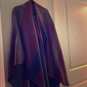 Women’s Wrap/Shawl